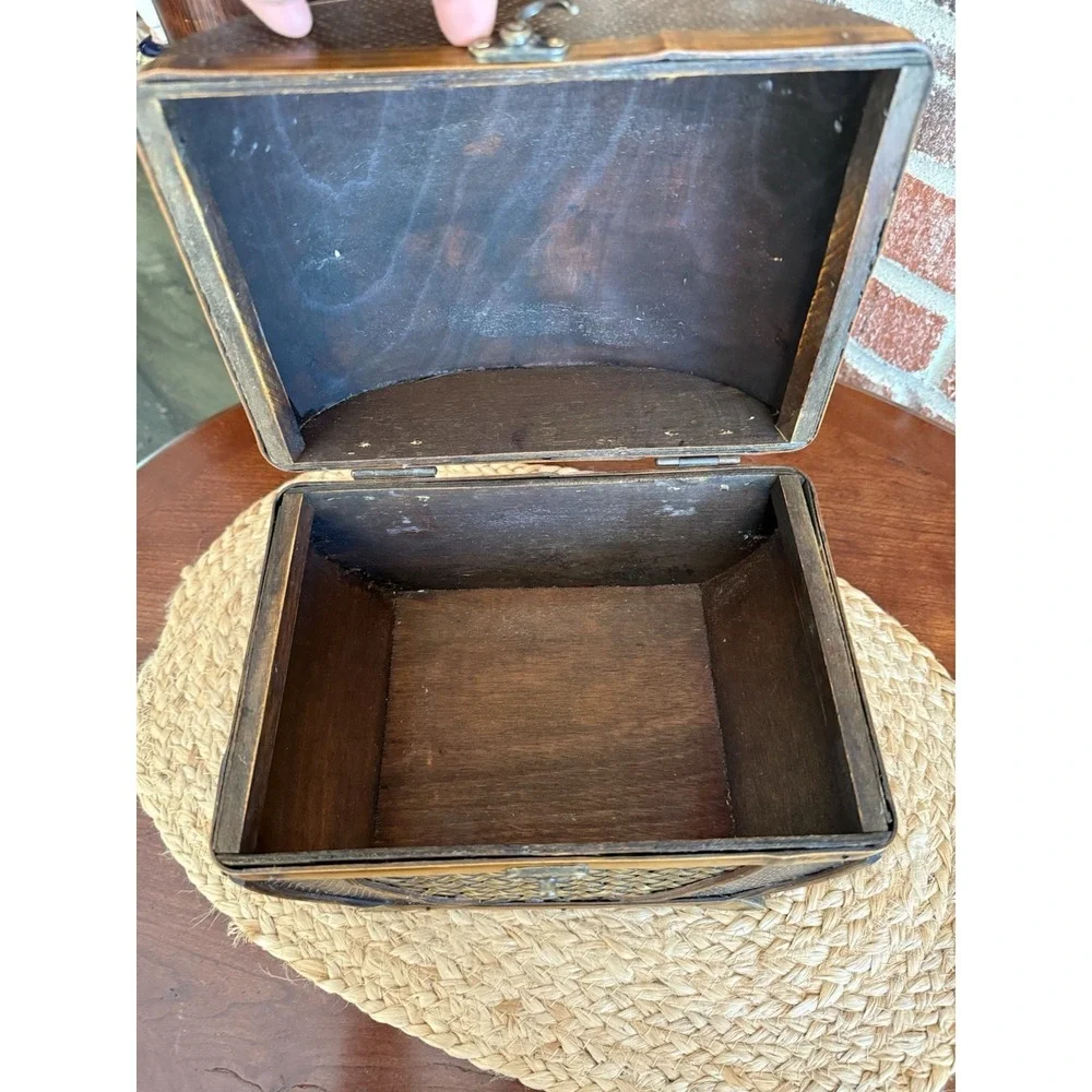 Vintage Bamboo Wood Trinket Box Chest Style Decorative Storage Container